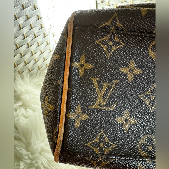 Louis Vuitton Monogram Manhattan GM Tote|Satchel, Canvas|Vachetta|Leather - Picture 9 of 16